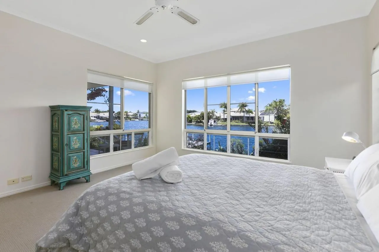 Willa 11 Seamount Quay Noosa Waters Noosaville